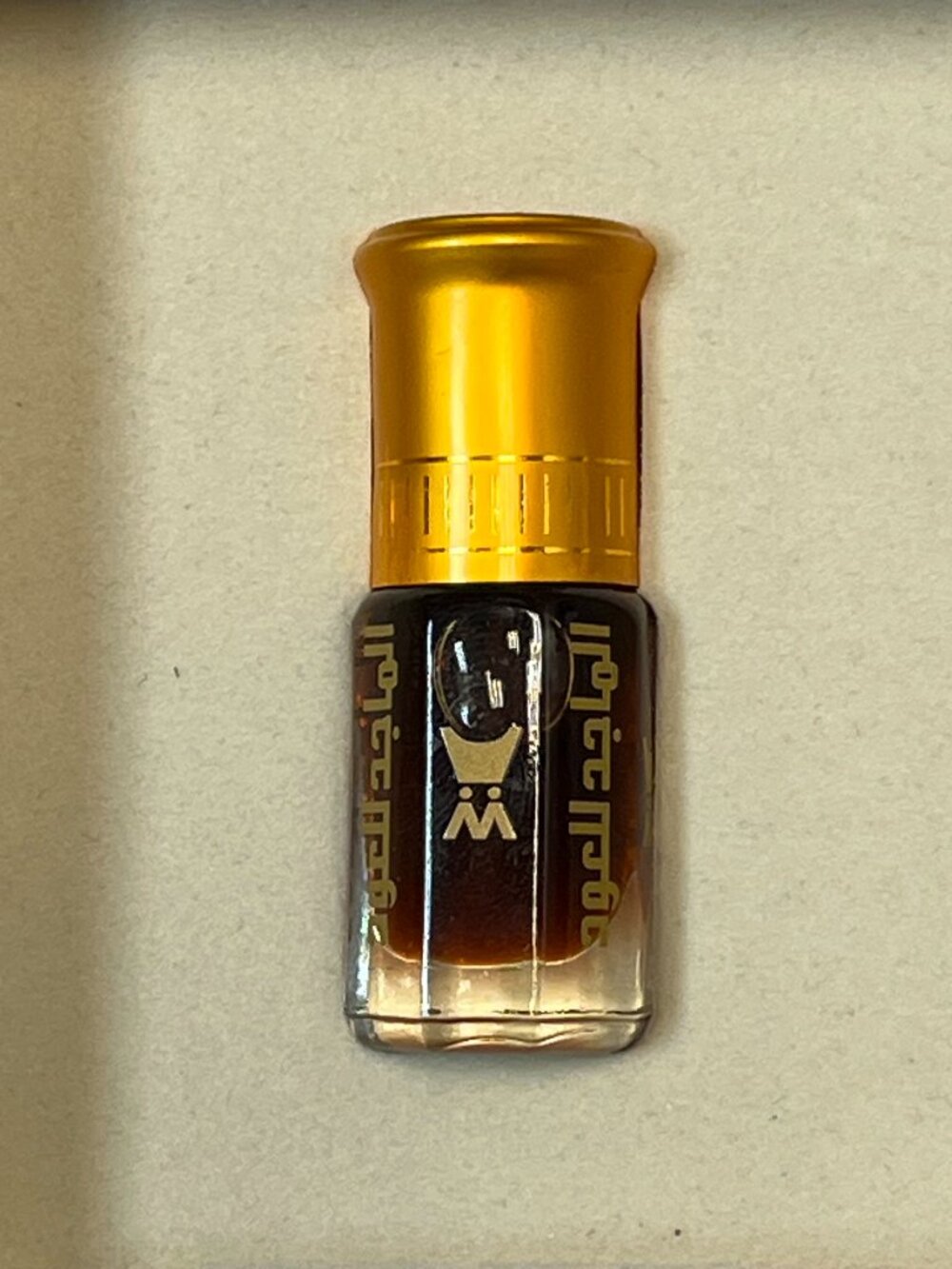 NEW IN BOX Qima Dorah Aloud Perfumed Oil from Al Majed Oud in Saudi Arabia